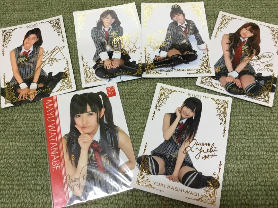 AKB48　メンバー　サインカードセット　まゆゆ、ゆきりん他 AKB48 メンバー サインカードセット まゆゆ、ゆきりん他 （AKB48