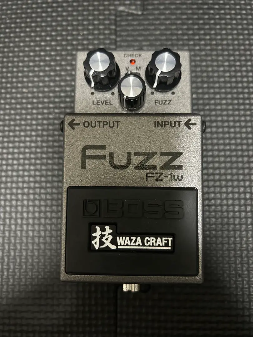12/25まで期間限定限定値下げ‼️ほぼ新品 BOSS TB-2W トーンベンダー
