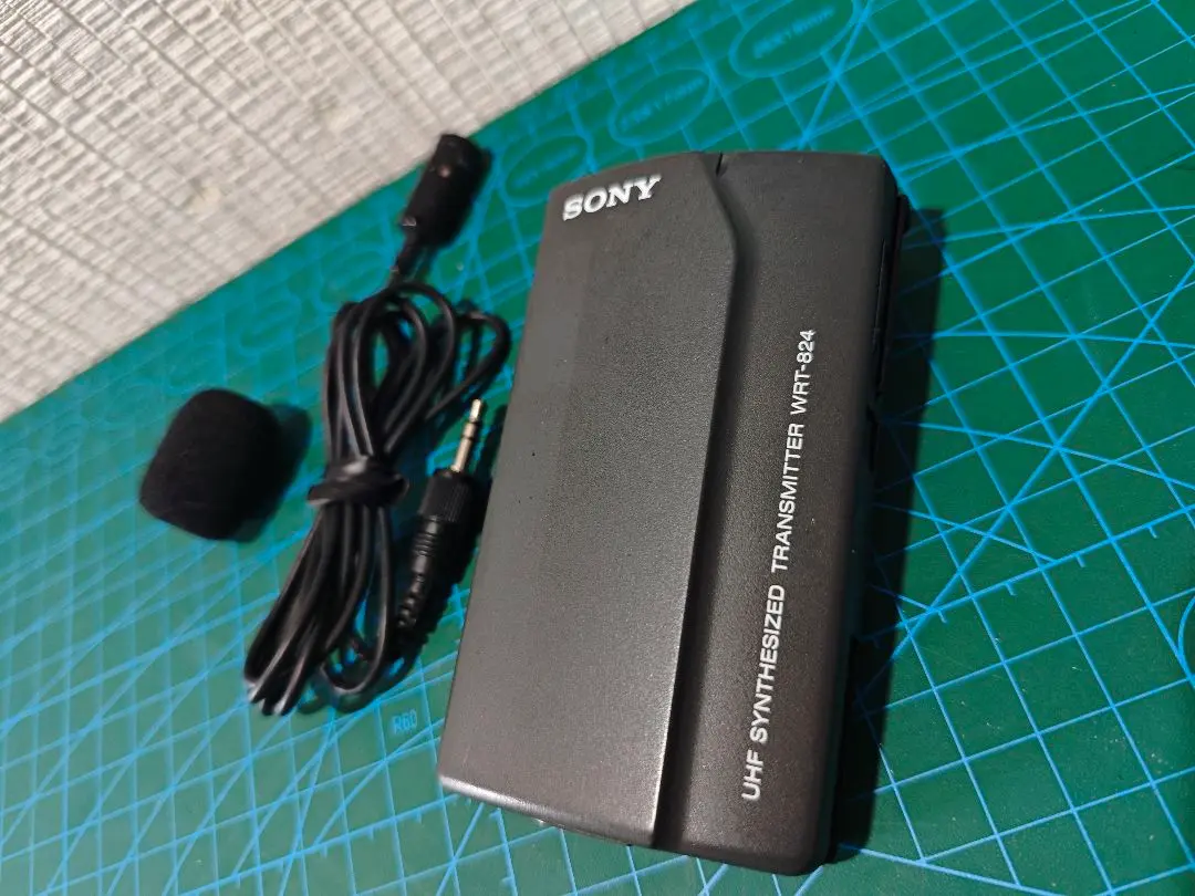 ⑥SONY WRT-810 B帯ワイヤレスマイク