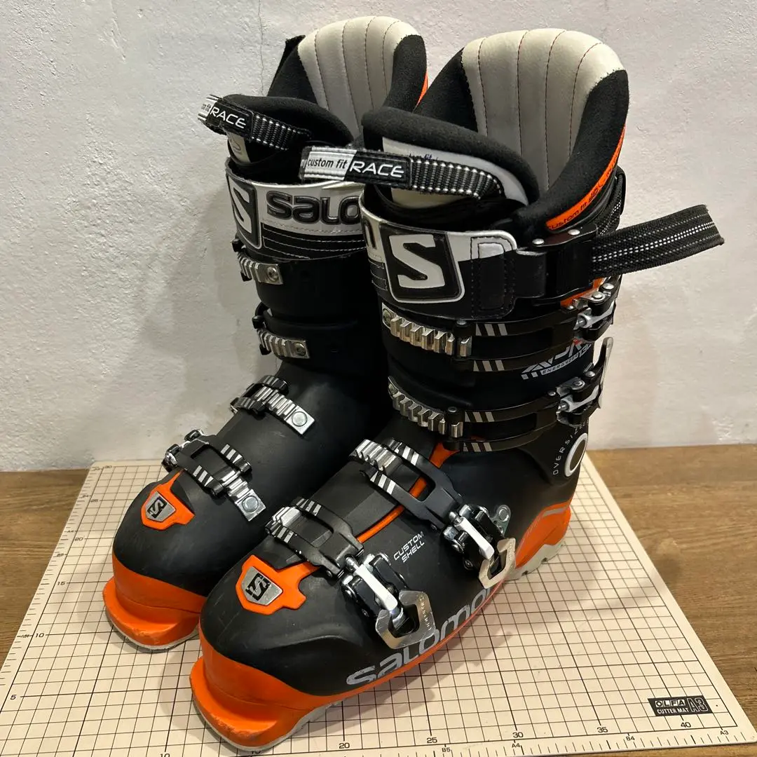 Salomon 男性用スキー靴 2025年最新】SALOMON スキーブーツ(男性用)の人気アイテム