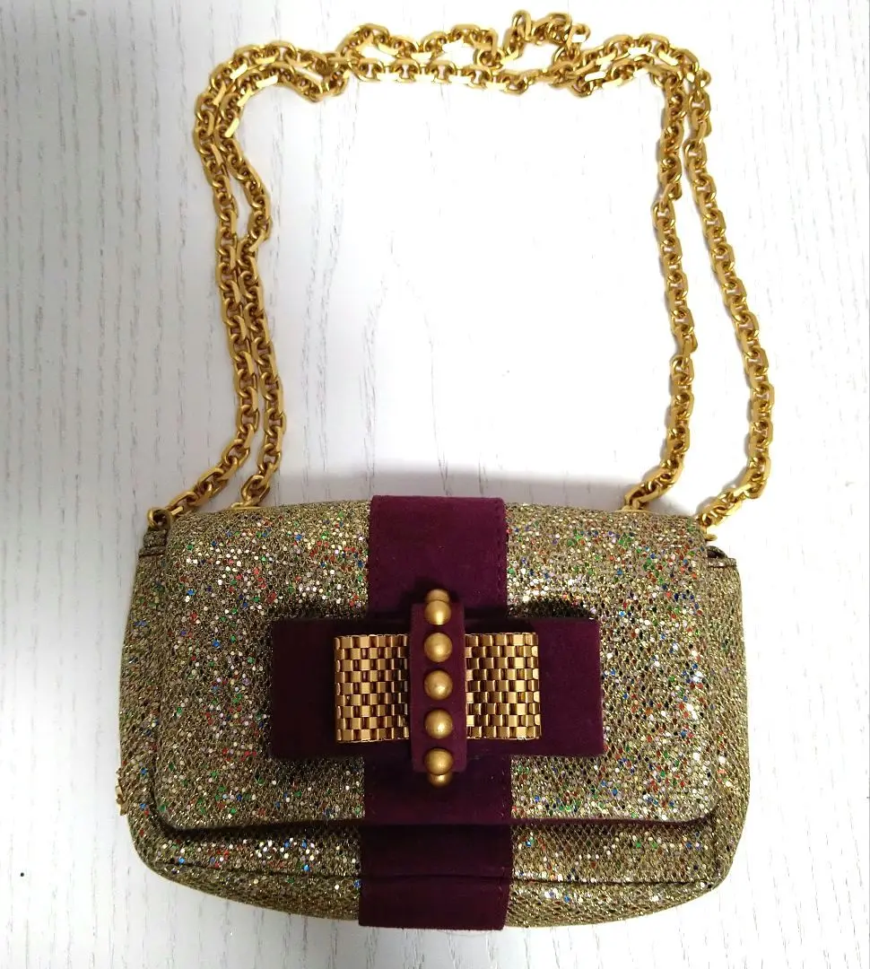 Christian Louboutin スタッズ付きパーティーバッグ 新品 国内正規品 Christian Louboutin スタッズ付きバッグ