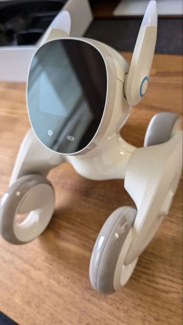 【美品・最終値下げ】Loona Blue ペットロボット ペットロボット Loona | おうちに、あたらしい、いのち