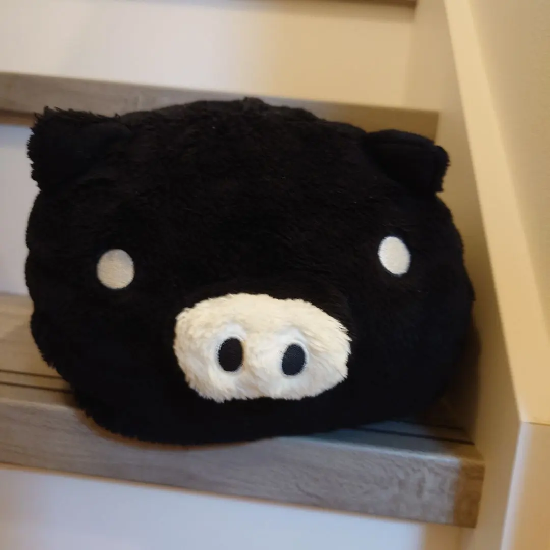 San-X 單色豬 MONOKURO BOO 絨毛玩偶 黑色 的縮圖