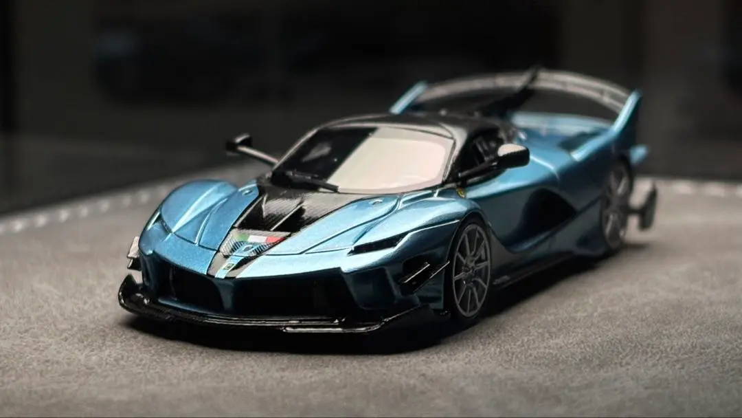 レジン製 1/64 フェラーリFXXK EVO 1/64 Ferrari FXXK Evo white by U2 resin scale model - YouTube