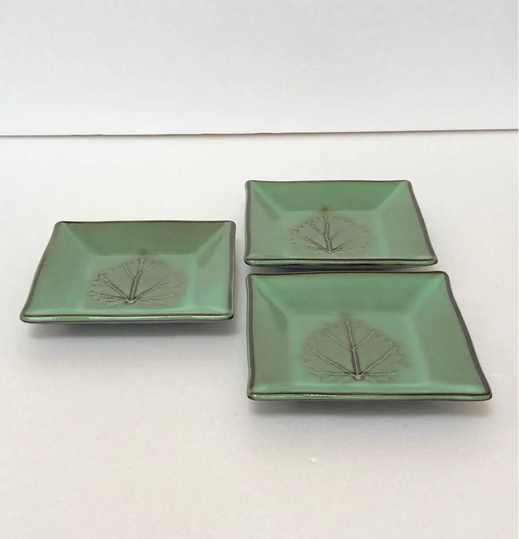 Amazon.co.jp: 十三代 横石臥牛 臥牛窯 緑釉菓子鉢 現川焼