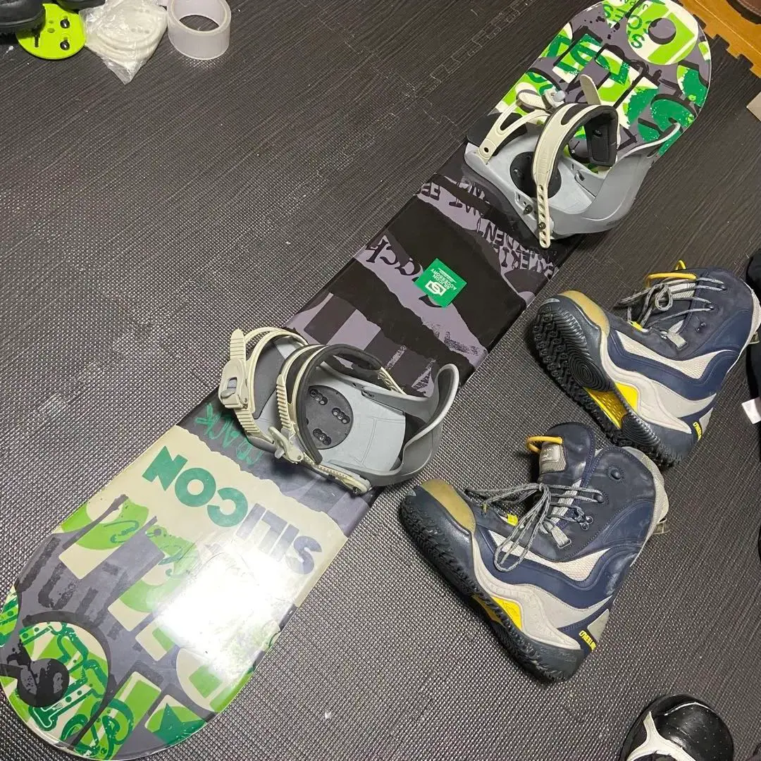 【送料無料】O'NEILL スノーボードセット O'NEILL (オニール) スノーボードウェア(セット) メンズ SIZE L