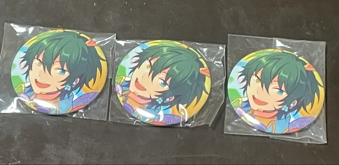 あんスタ　日々樹渉 缶バッジ Puffybunnyパフィバニ シャッフル あんスタ日々樹渉 缶バッジ Puffybunnyパフィバニ シャッフル