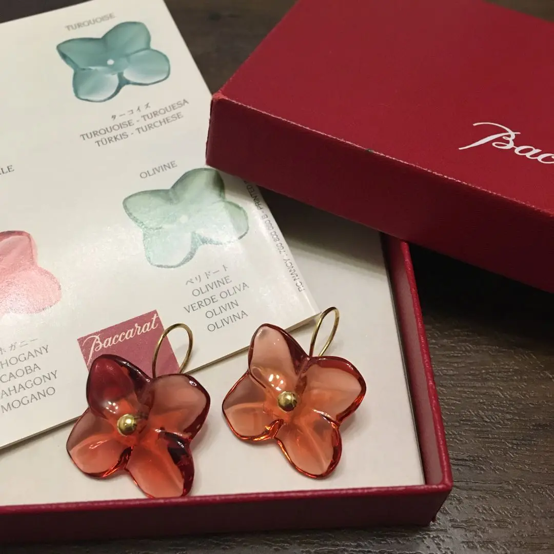 美品 Baccarat バカラ オルテンシア イリゼ ピアス 片側1点 美品 Baccarat バカラ オルテンシア イリゼ ピアス 片側1点
