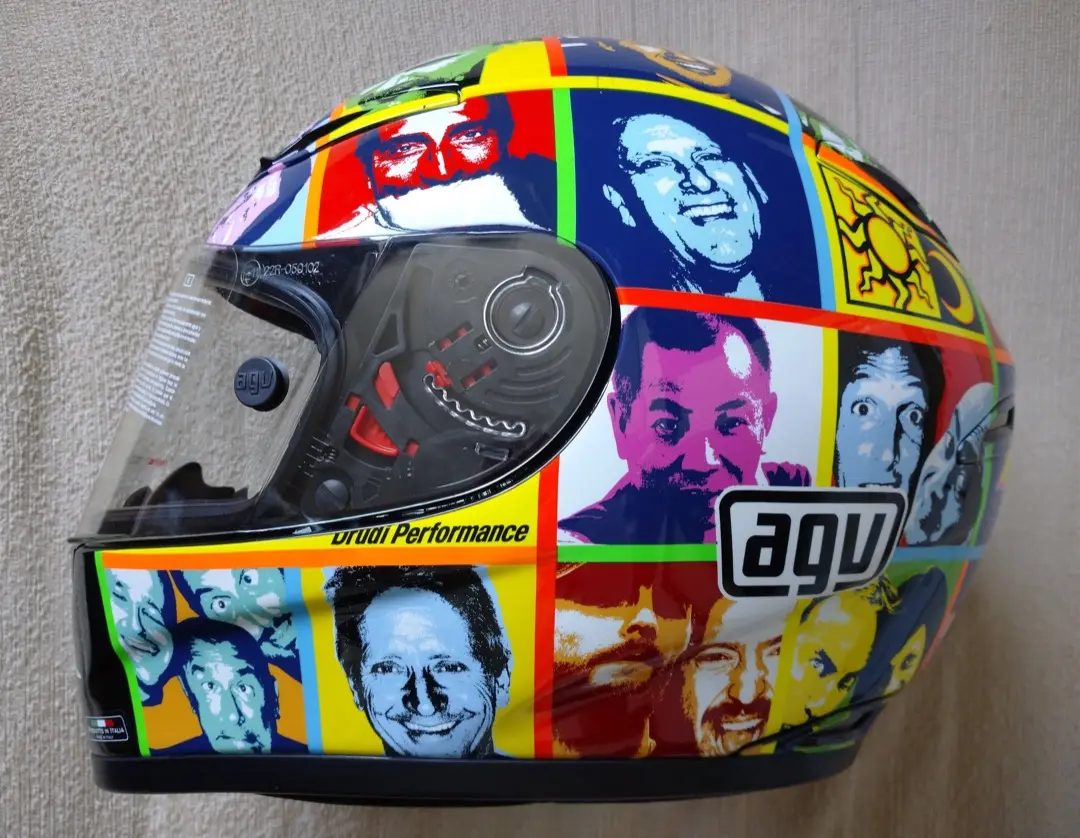 バレンティーノ・ロッシ・2010年US GP FACES・リミテッド・未使用 ミニチャンプス 1/10スケール バレンティーノ・ロッシ
