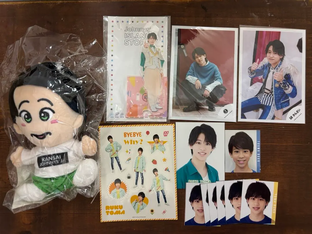 Thumbnail of Ruku Tokuma chibi plush, acrylic stand, photos, and data card set