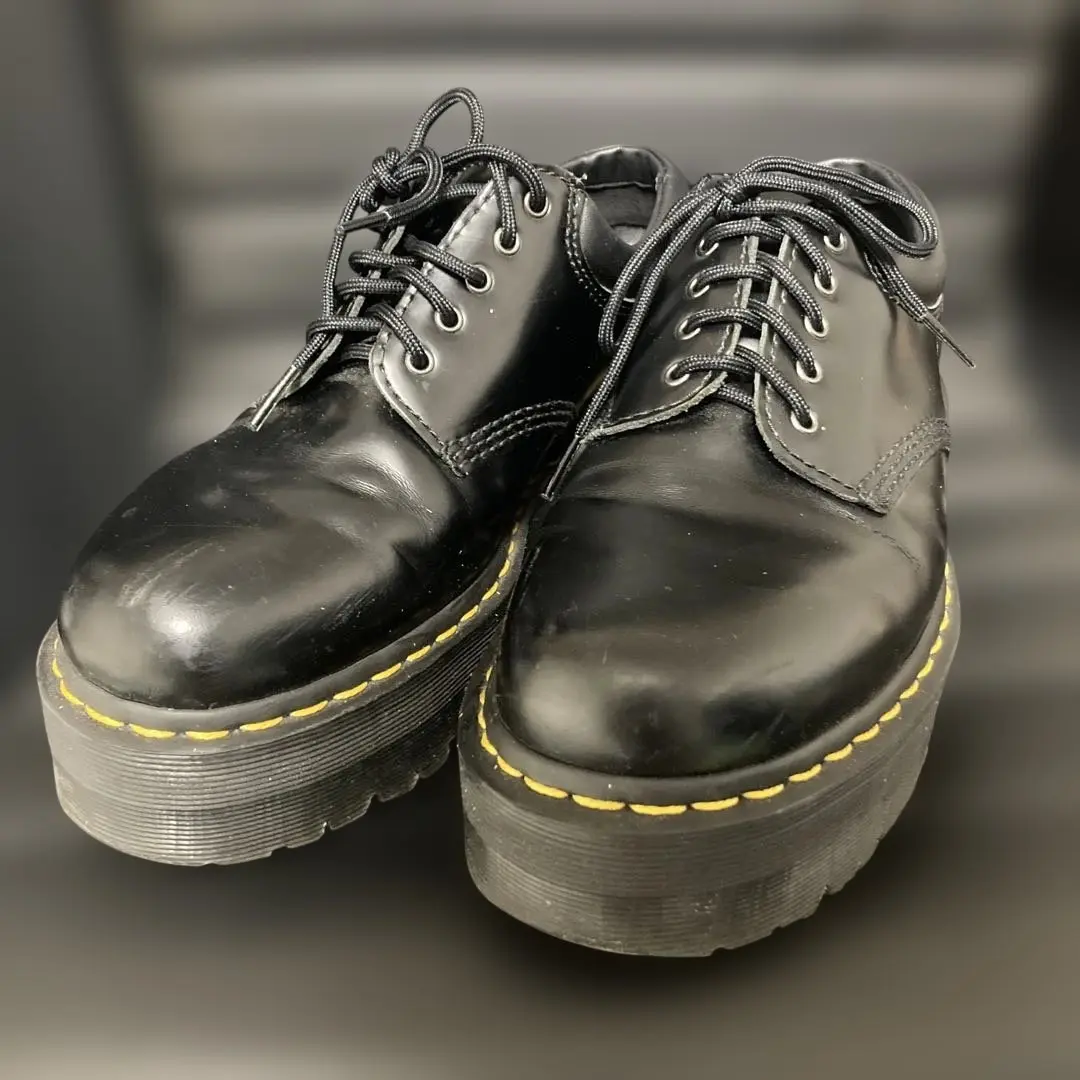 Amazon.com | Dr. Martens Unisex 8053 Quad 5-Eye Shoe, Black