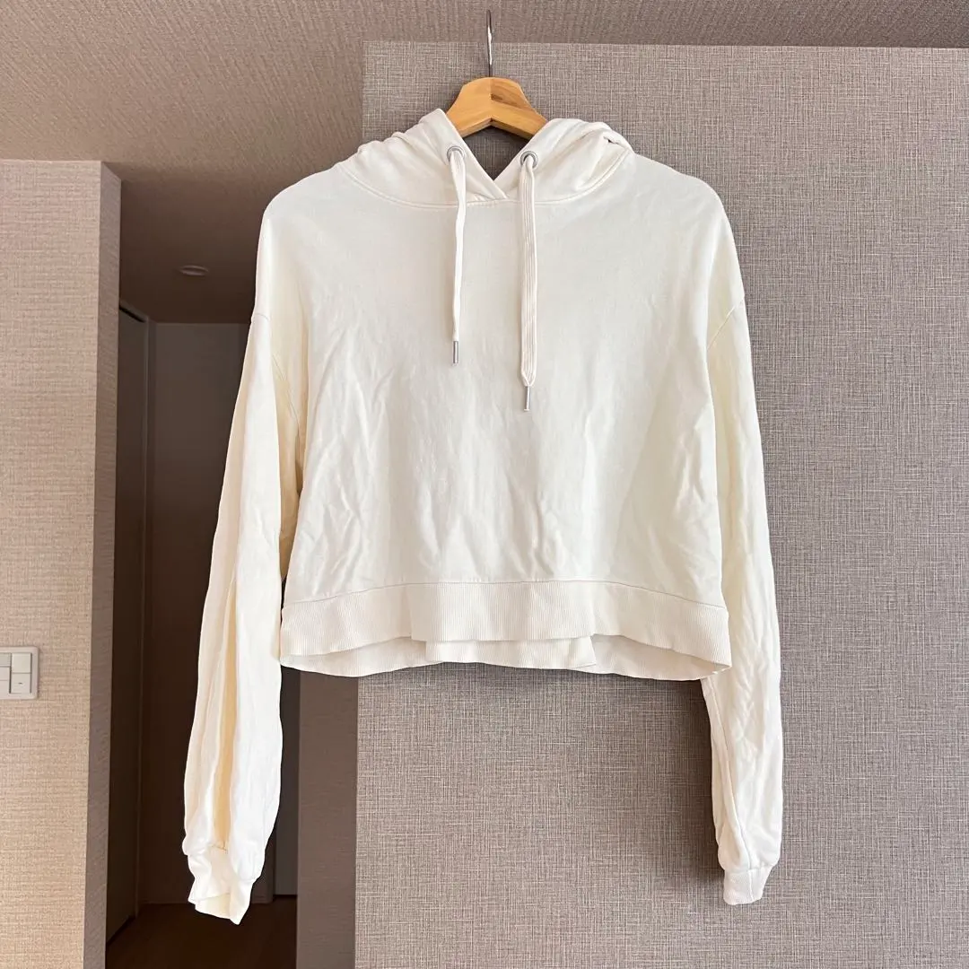 Thumbnail of Short-length hoodie