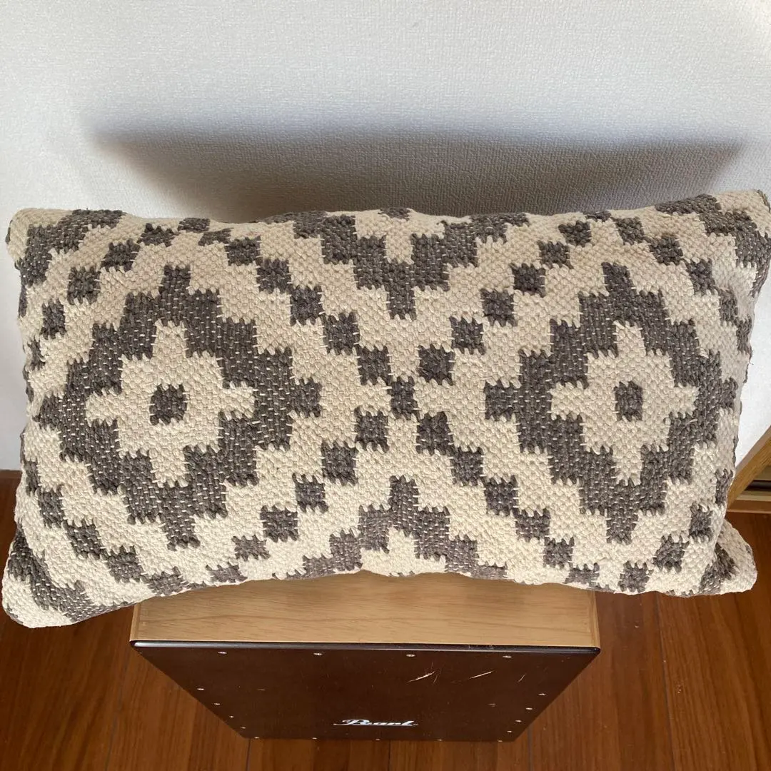 【宜得利】靠墊本體套 縱27cm×橫47cm×高約5cm 的縮圖