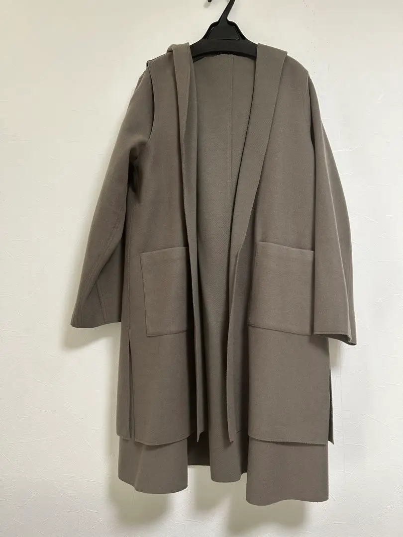 新品・タグ付きアクータロングコート長袖モスグリーンオーバーサイズ