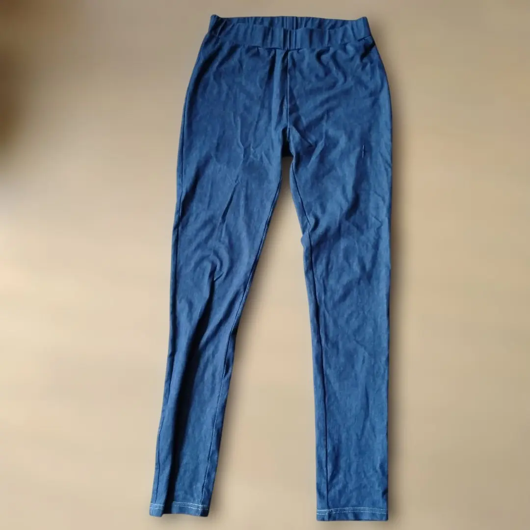 Thumbnail of EDWIN leggings, size M-L, with fraying