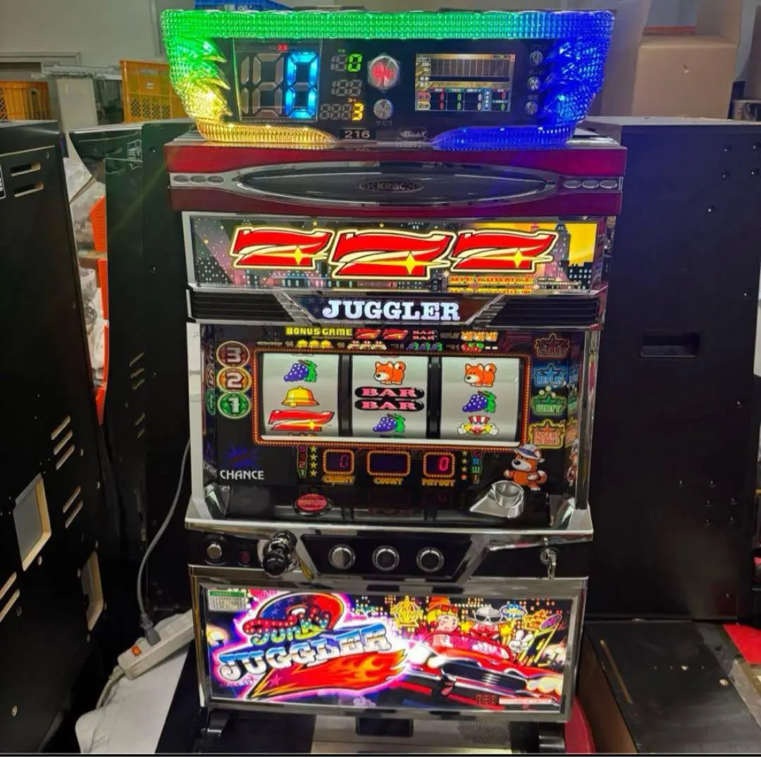 【6号機】 即購入OK ‼️ ファンキージャグラー2 実機　コイン不要機付き パチスロ実機 ファンキージャグラー2 コイン不要機付 送料無料