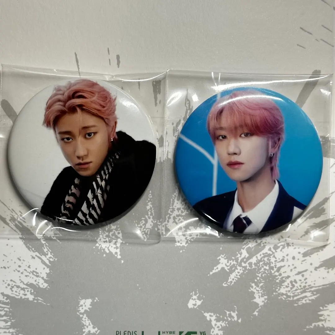 Thumbnail of SEVENTEEN DREAM Myungho/The8 Can Badge