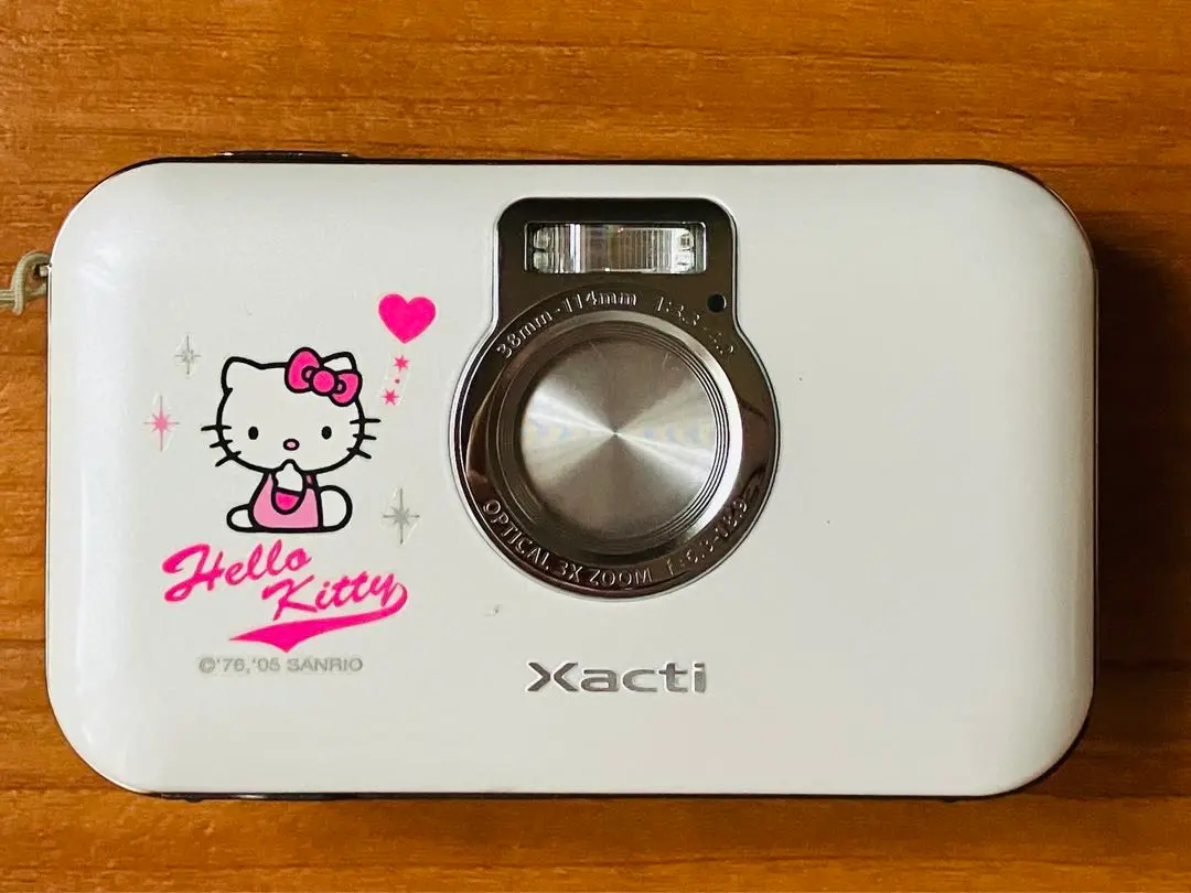 デジタルカメラ SANYO Xacti DSC-E6 三洋電機 Xacti DSC-E6 価格比較 - 価格.com