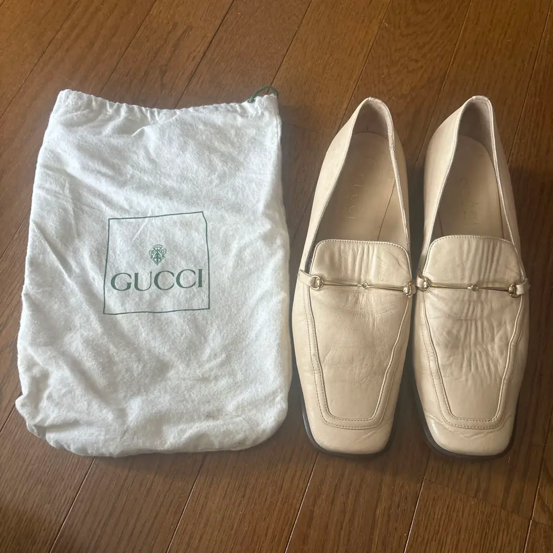 GUCCI ベージュ系レザー ローファー 36C 2025年最新】GUCCI カラー：ベージュ系 ローファー・革靴の人気