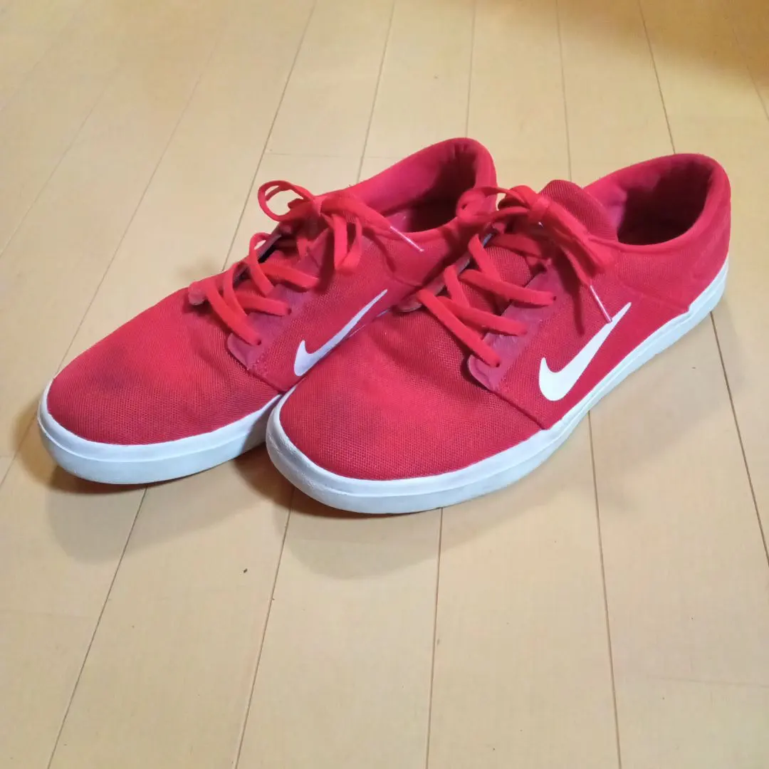 Thumbnail of Nike sneakers, 28cm (red)