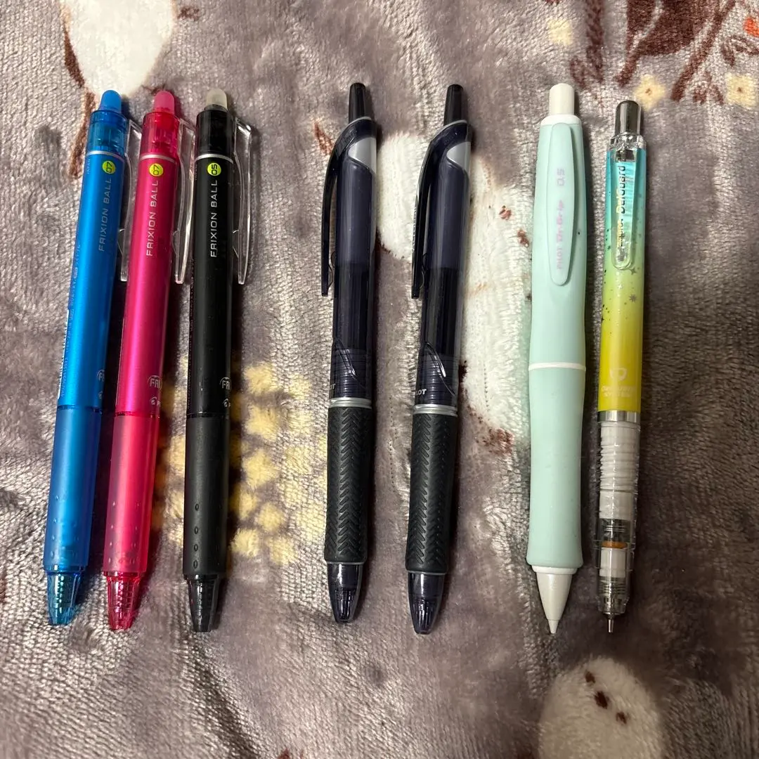 Thumbnail of Frixion ballpoint pen and mechanical pencil set