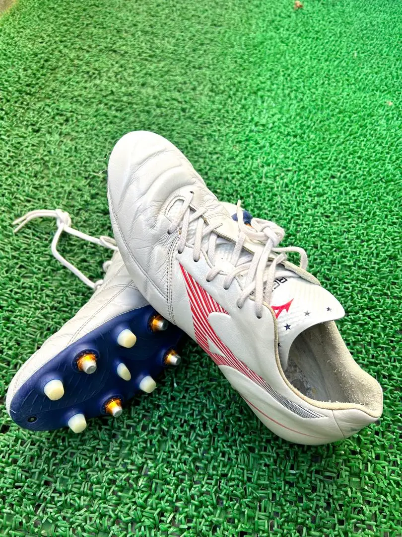 ミズノサッカースパイク　レビュラ ジャパン　SG 28cm MIZUNO ミズノ レビュラ2 V1 JAPAN(ホワイト×ブルー) P1GA197019