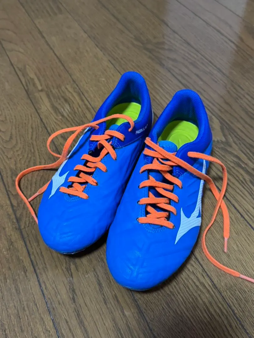 Thumbnail of Mizuno soccer shoes, blue/orange