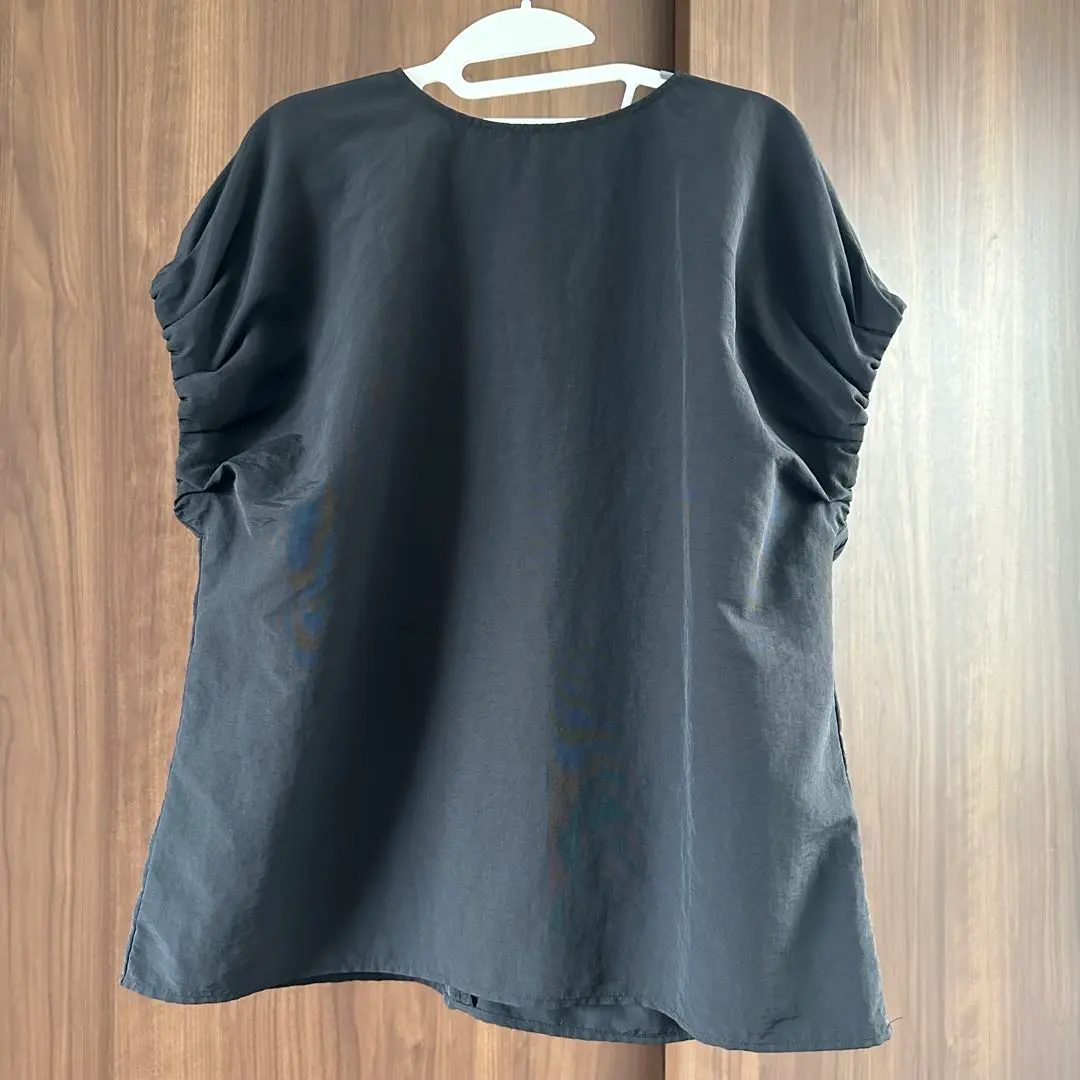 Thumbnail of Mila Owen Black Short Sleeve Shirt, Size S