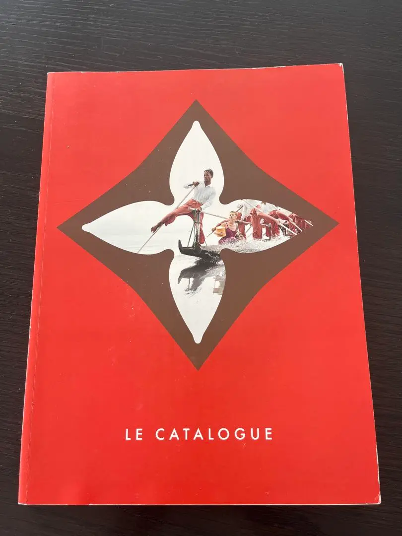 LOUIS VUITTON Le catalogue 本2冊セット LOUIS VUITTON Le catalogue 本2冊セット - メルカリ