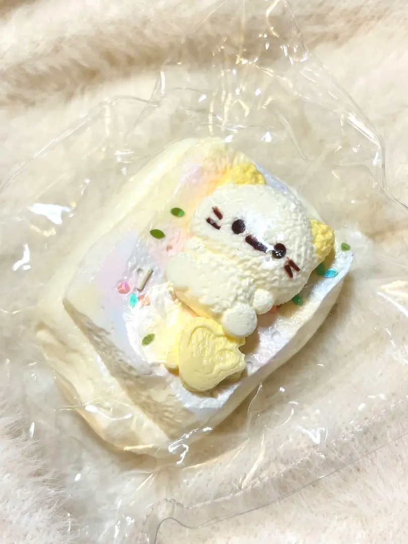 Thumbnail of Cat squeeze toy, Tabasco squeeze toy, knead knead