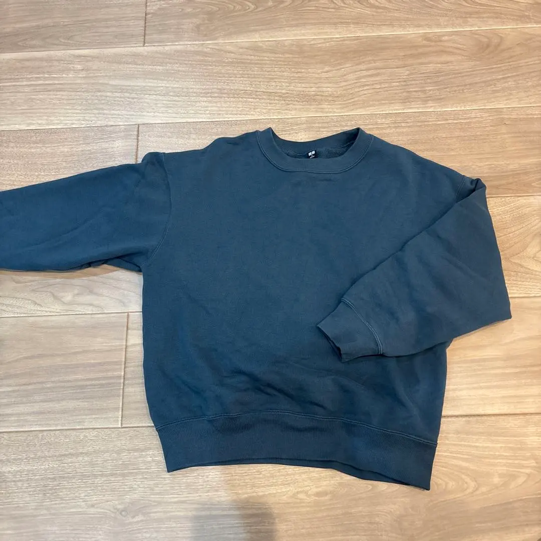 Thumbnail of UNIQLO Sweatshirt S Crew Neck Shirt