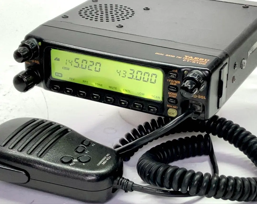 八重洲無線　FT-8100H 145/430Mhz (50/35 w)　動作品 八重洲無線 FT-8100H 145/430Mhz (50/35 w) 動作品 - メルカリ