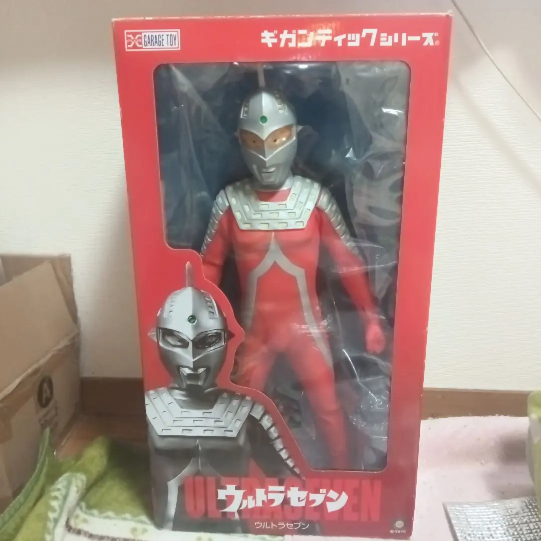 ギガンティックシリーズ　RMC +PLUS ウルトラセブン ギガンティックシリーズ ウルトラセブン ショウネンリック限定版