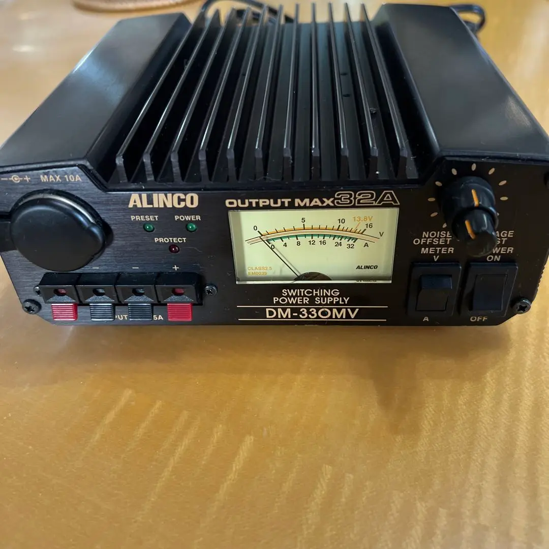 【極美品】アルインコ 無線機器用安定化電源器 DM-330MV imgrc0063959398.jpg