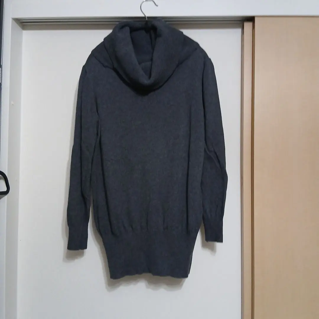 Thumbnail of and it_ / and it_ Volume Turtle Neck Long Knit - Gray