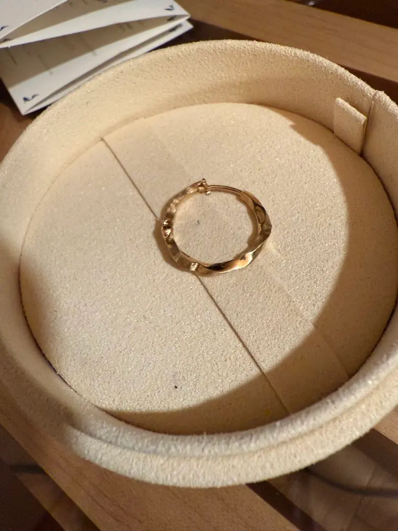 MILAMORE ダイヤモンドK18ピアス 蠍座　ミラモア MILAMORE ダイヤモンドK18ピアス 蠍座 ミラモア - メルカリ