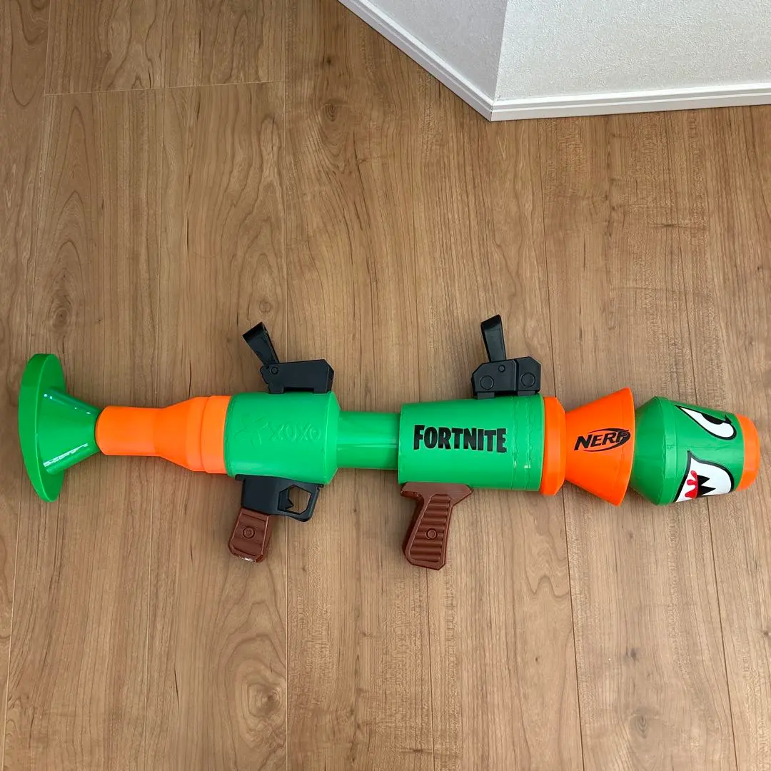 ナーフ FORTNITE ランチャー　貴重な未開封ロケット弾付き！ Amazon.co.jp: ハズブロ(HASBRO) ナーフ フォートナイト