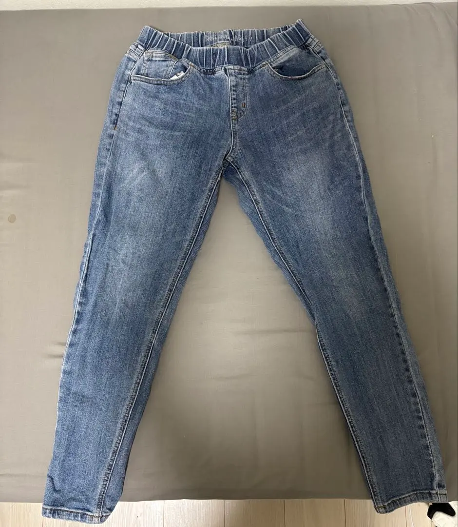 【越南 古著】緊身牛仔褲 的縮圖