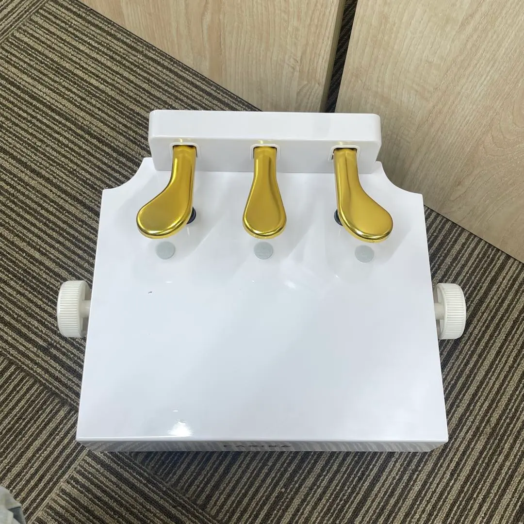 ◆新品未使用◆ピアノ 補助ペダル 3本 フットペダル ホワイト 白 Amazon | Soarun ピアノ 補助ペダル、高さ調整可能のピアノ
