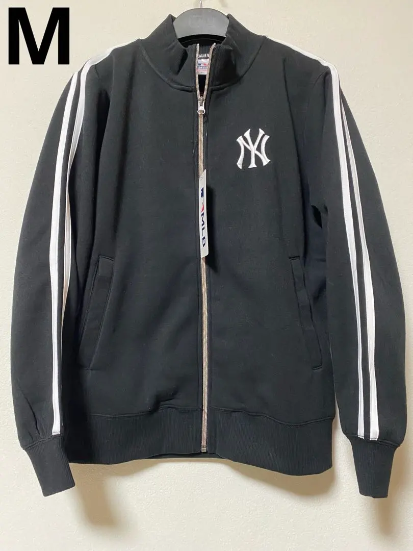 Thumbnail of NY Yankees Embroidered Logo Full-Zip Sleeve Line