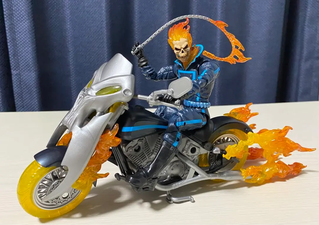マーベルレジェンド ゴーストライダー バイク ヘルバイク モーターサイクル Amazon.co.jp: ハズブロ（Hasbro）MARVEL マーベル レジェンド