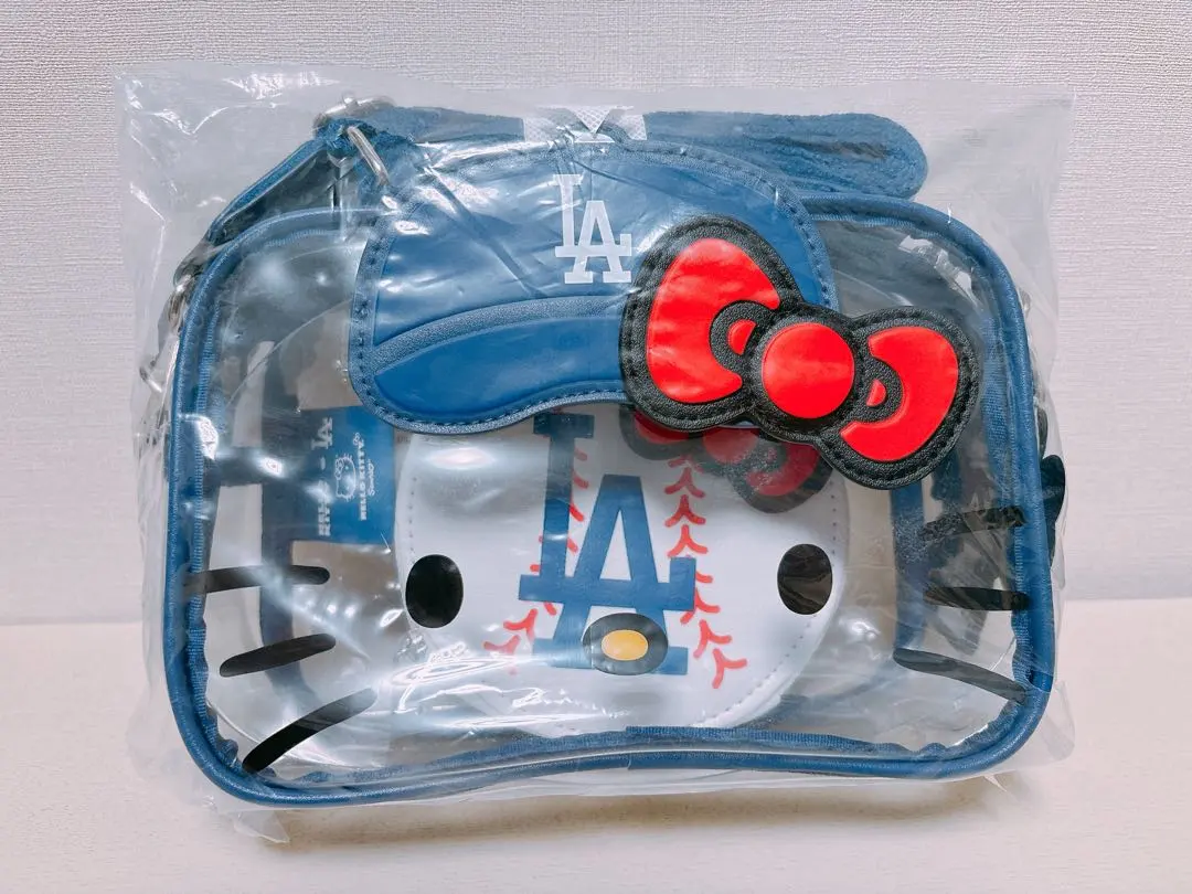 ☆非売品☆ドジャース×ハローキティコラボポーチ&ケース 2025年最新】ドジャース キティの人気アイテム - メルカリ