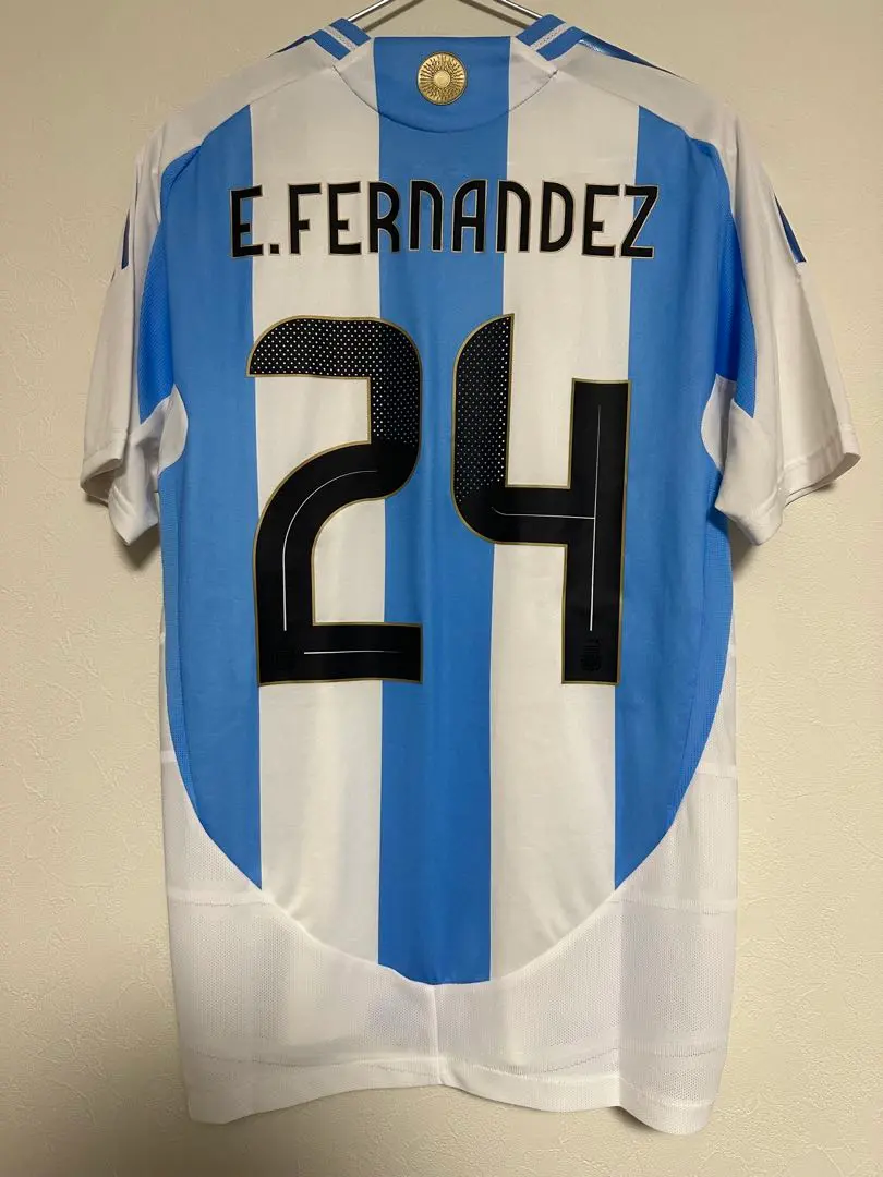エンソフェルナンデス　アルゼンチン代表ユニフォーム adidas ○アルゼンチン代表 2024 ホーム 半袖 ユニフォーム No.8