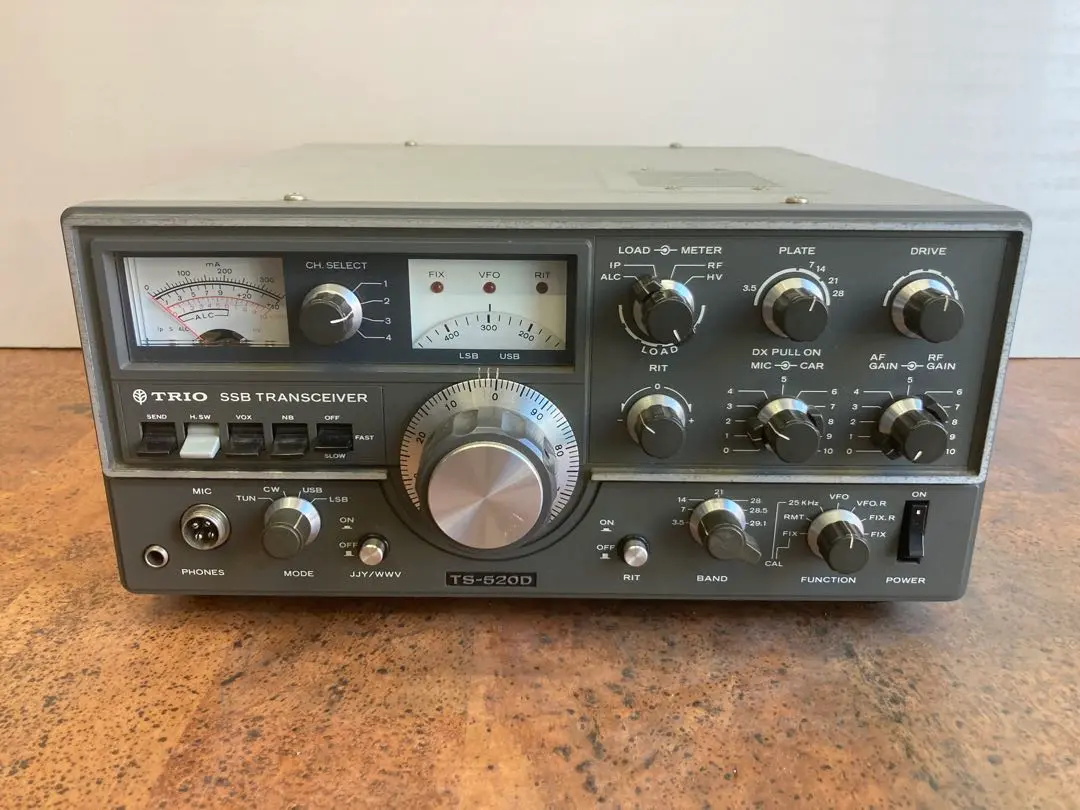 TRIO TS-520D SSBトランシーバー　動作未確認ジャンク品 Yahoo!オークション -「trio ts-520d」の落札相場・落札価格