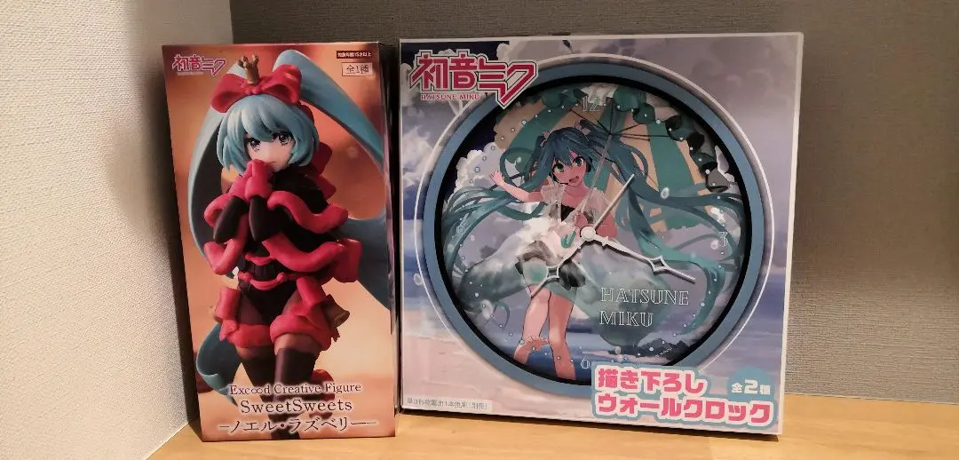初音ミク フィギュア まとめ売り タペストリー ウォールクロック タンブラー 初音ミク フィギュア まとめ売り タペストリー ウォールクロック
