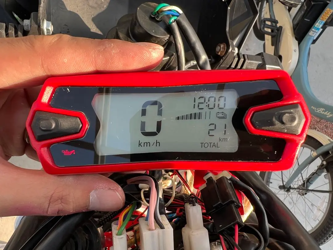 BETA 走行距離21km RR2T RR4T スピードメーター 液晶 BETA 走行距離21km 寄れ RR2T RR4T スピードメーター 液晶