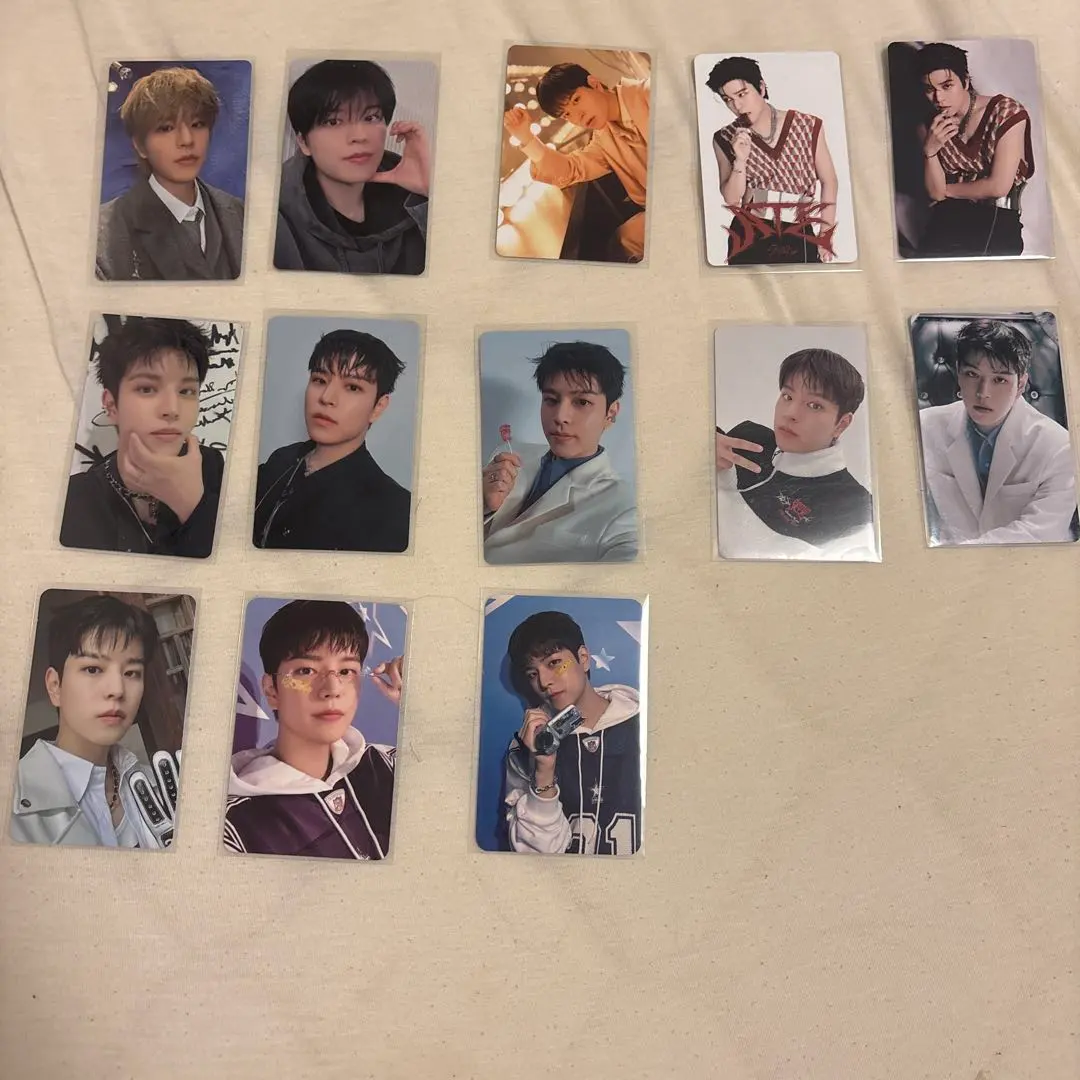 Thumbnail of Stray Kids Sunmin trading card