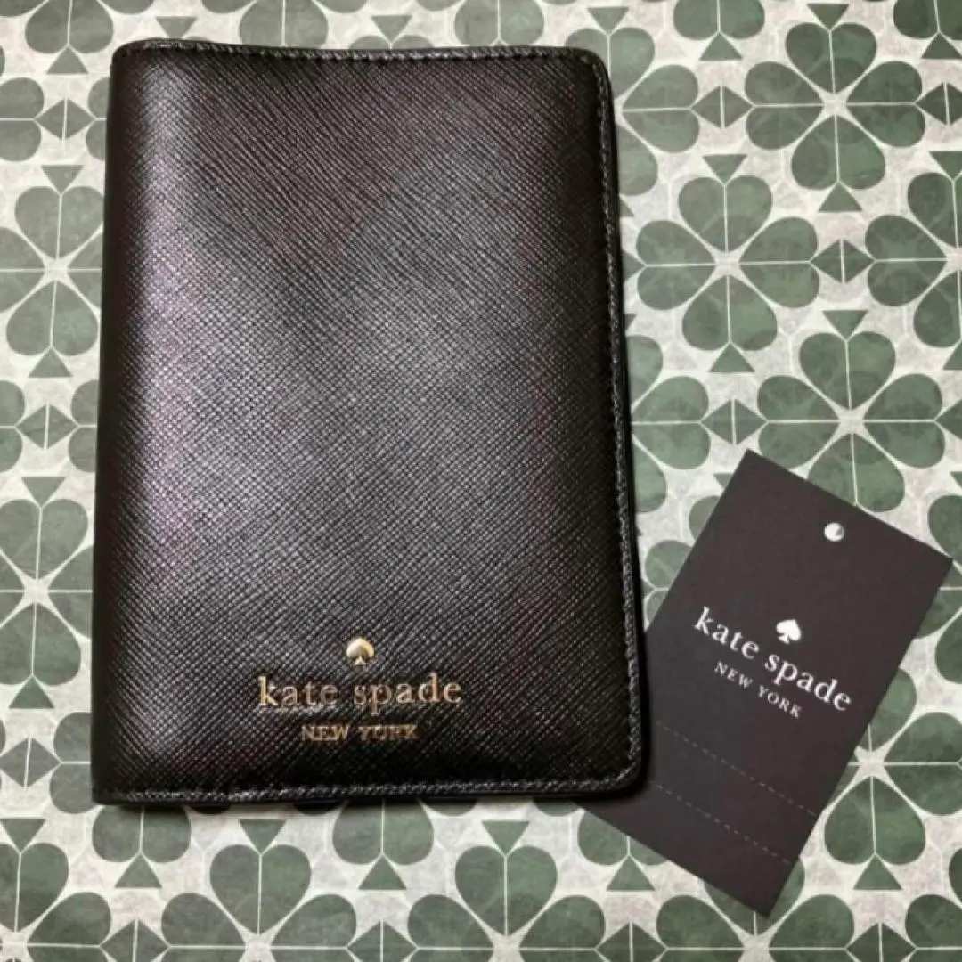 【新品未使用】Kate Spadeパスポートケース kate spade NEW YORKケイトスペード パスポートケース