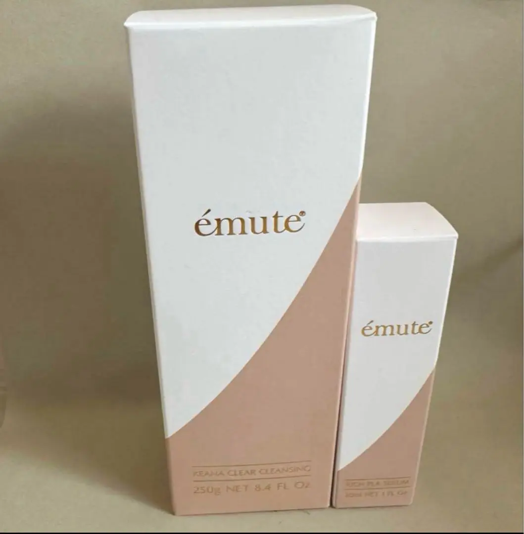 【新品未使用】emute エミューテ クレンジング エミューテ emute 毛穴クリアクレンジング - クレンジング