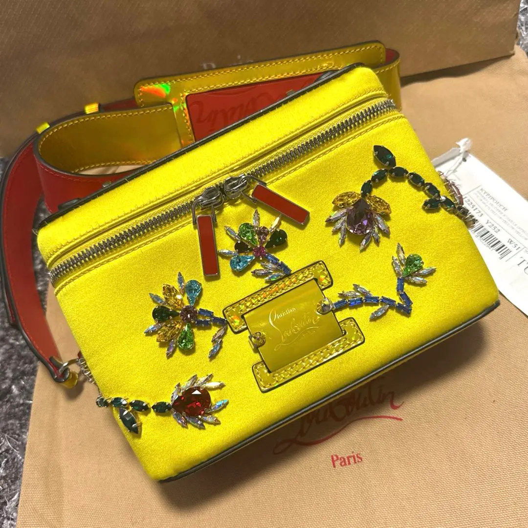 2025年最新】Christian Louboutin ボディバッグ・ウエストポーチ